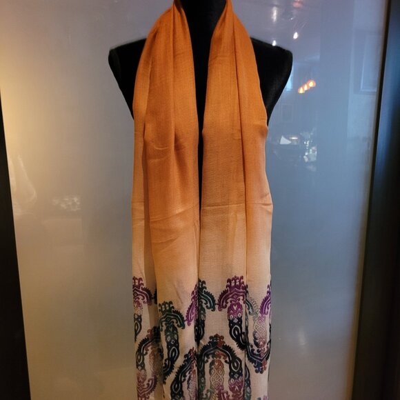 Screenprinted Merino Wool/Silk Scarf (WS1014A1) - Picture 2 of 3